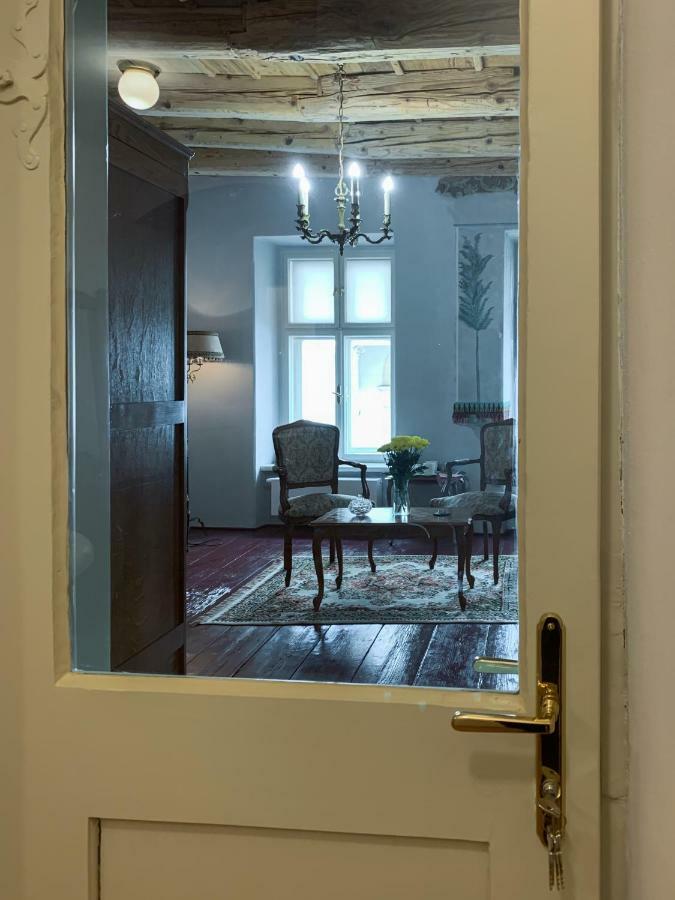 Lucerna - Dum S Dusi Pribor Lägenhet Exteriör bild