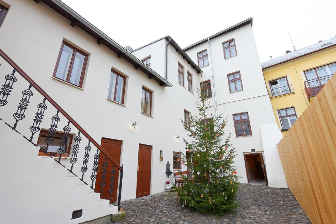 Lucerna - Dum S Dusi Pribor Lägenhet Exteriör bild